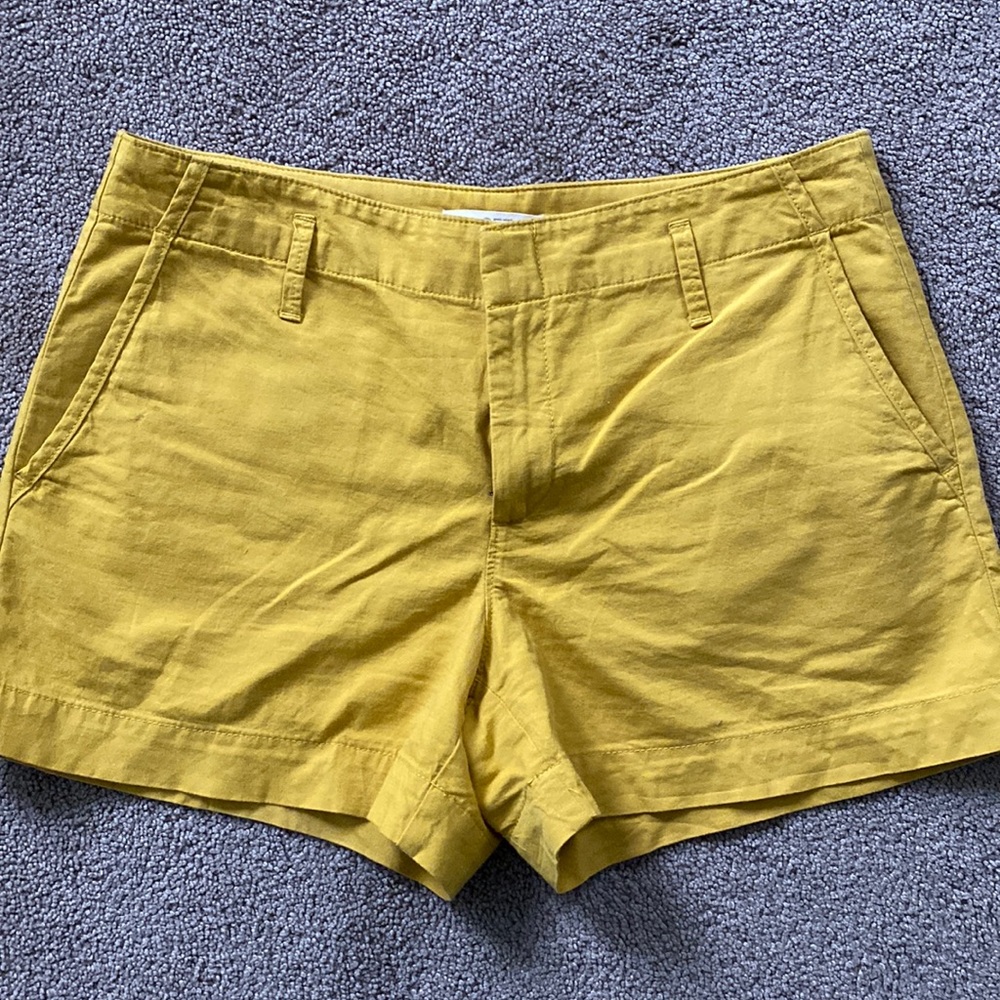 Sz 6 Loft shorts